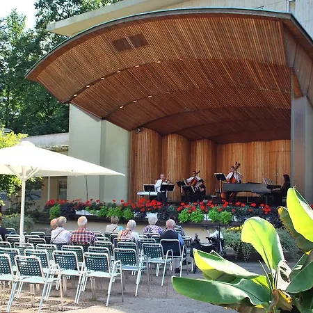 Haus Moers Бад-Зальцуфлен