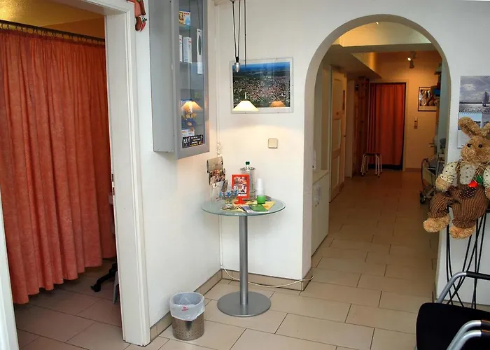 Haus Moers Pensión 3*