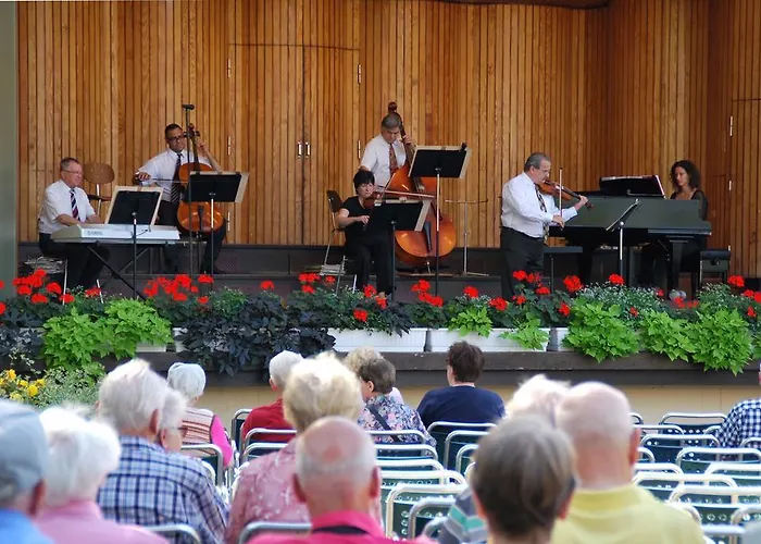 Haus Moers بيت ضيافة 3*